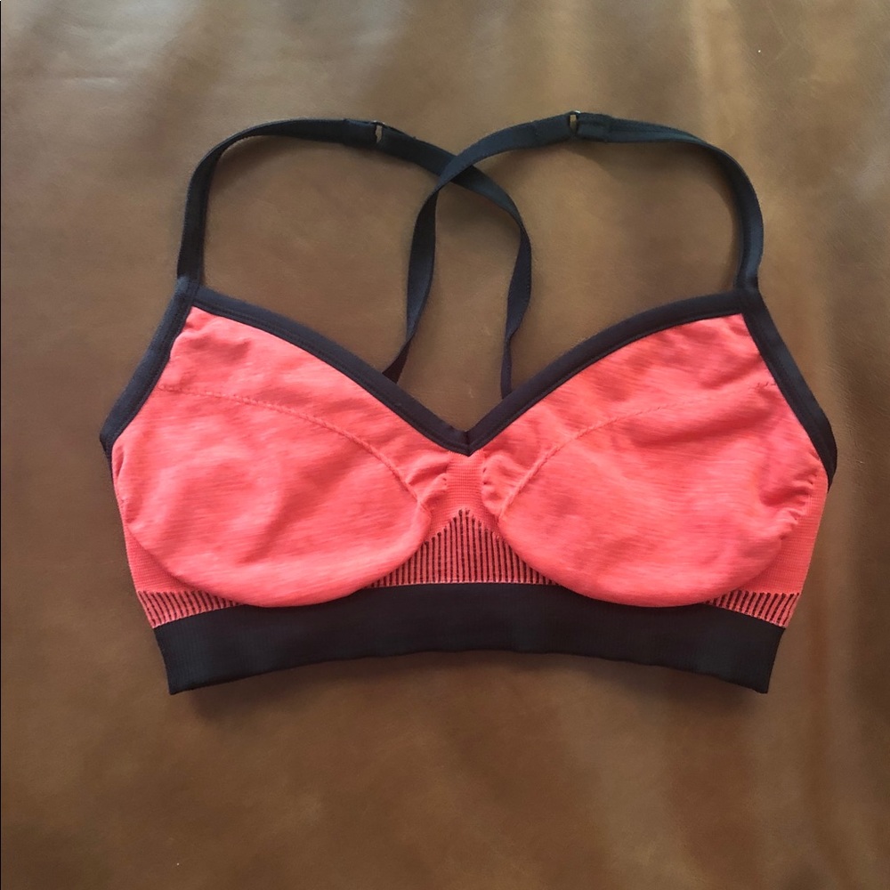 Lululemon bra